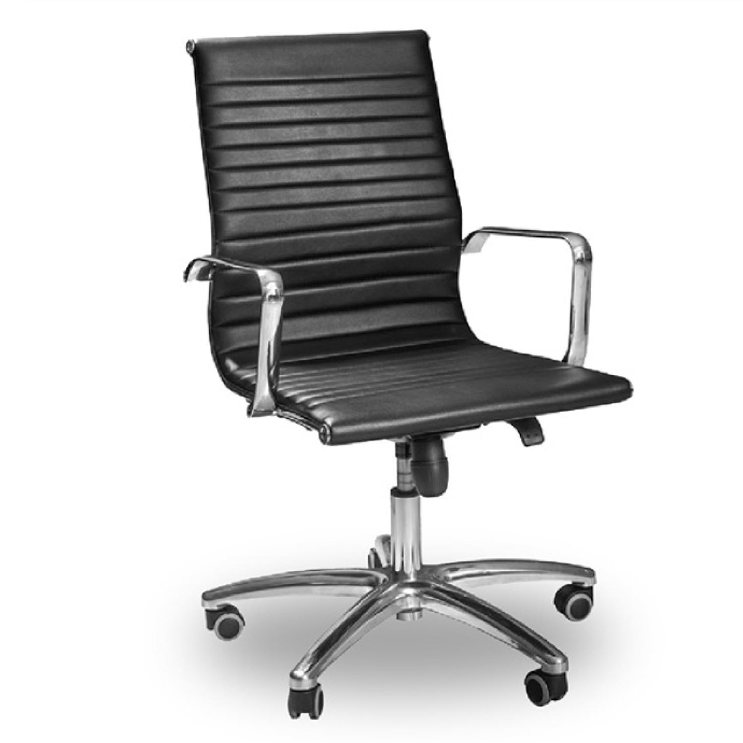 Wind operative Seat front.jpg_6